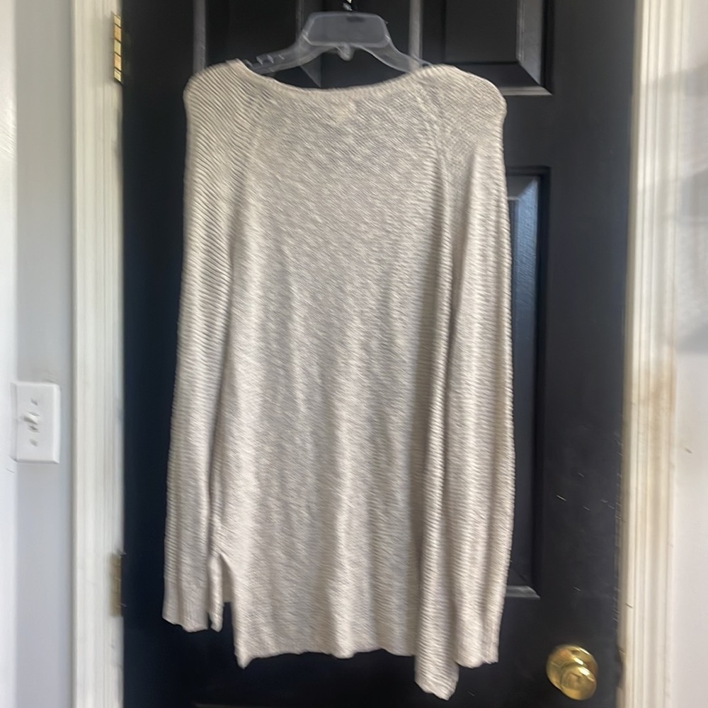 Mossimo sweater - Picture 3 of 3